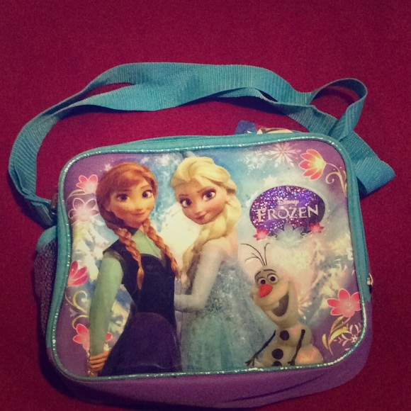 Brand new Rectangle Disney Frozen Lunch Box - Picture 1 of 3